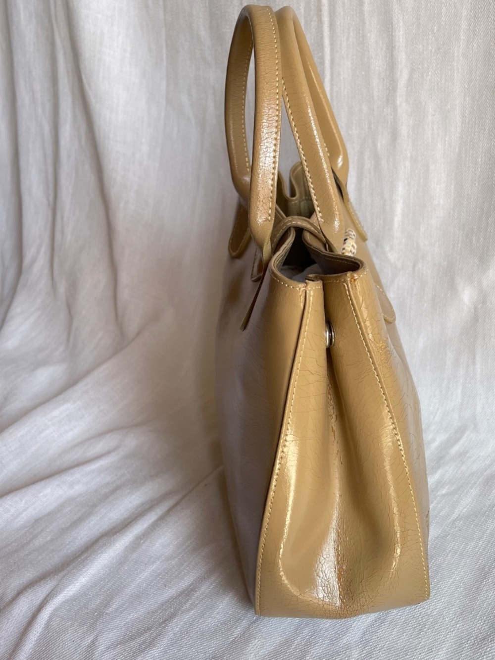 Longchamp Beige Patent Leather Top-Handle Tote - Picture 3 of 12